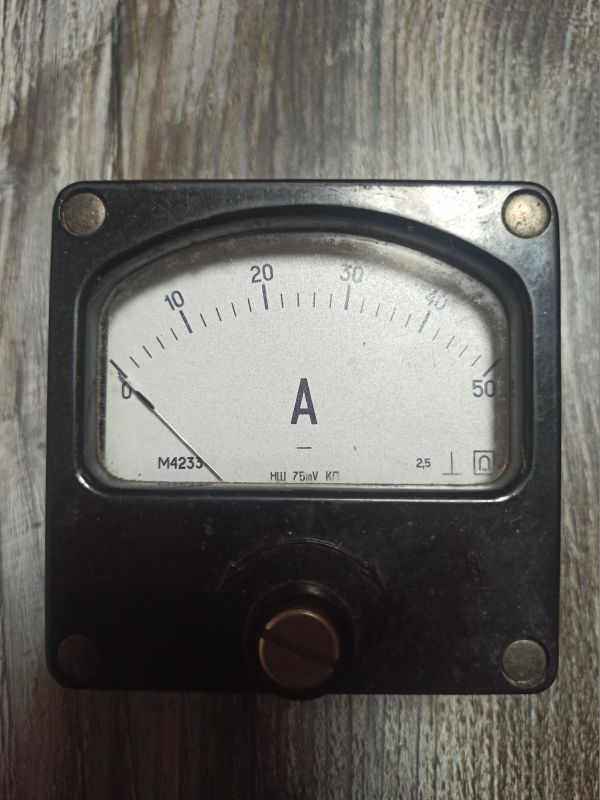 Амперметр М4233 0-50 Ампер
