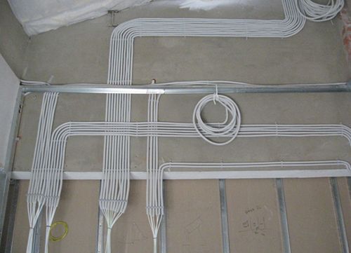 Прокладання кабелю без буріння стін